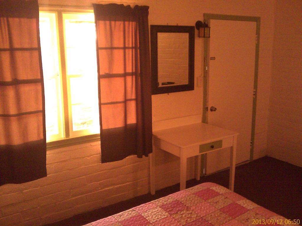 Ranch Motel 테하차피 객실 사진