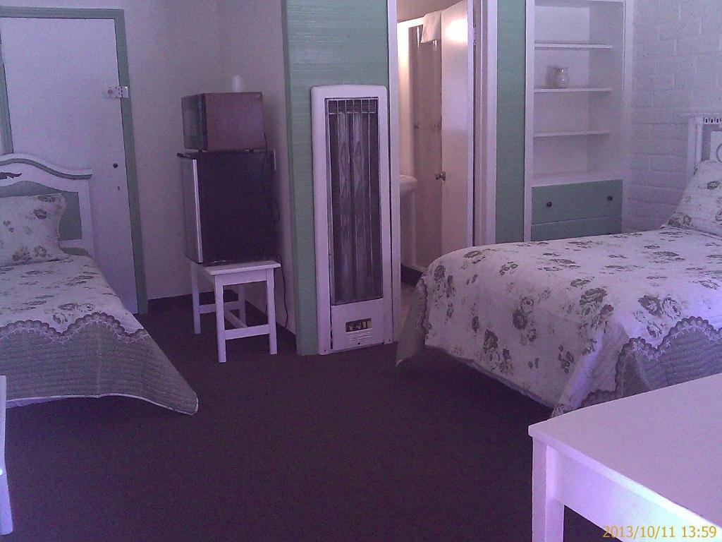 Ranch Motel 테하차피 객실 사진