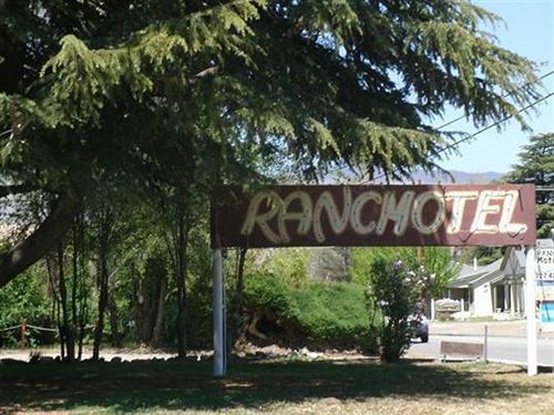 Ranch Motel 테하차피 외부 사진